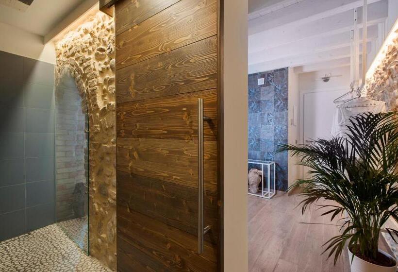 Номер Superior Кровать Кинг, B&b La Bellavita Del Garda Luxury
