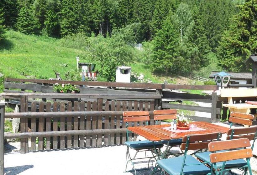 Номер Стандарт с Балконом, Mondi Bellevue Alm Gastein