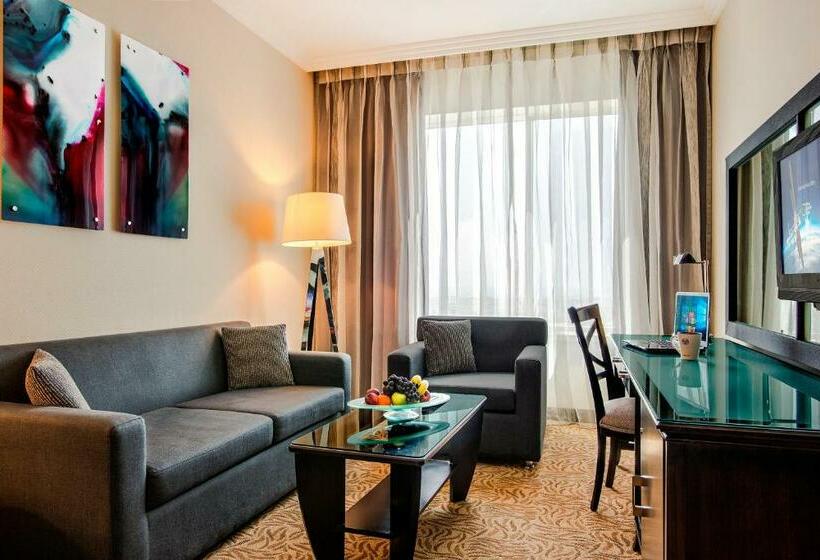 Люкс, Towers Rotana   Dubai