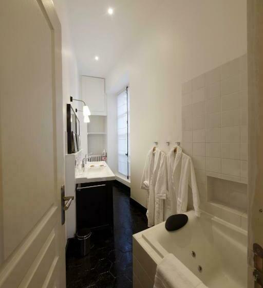Номер Стандарт, L Hotel Particulier   Le Mans