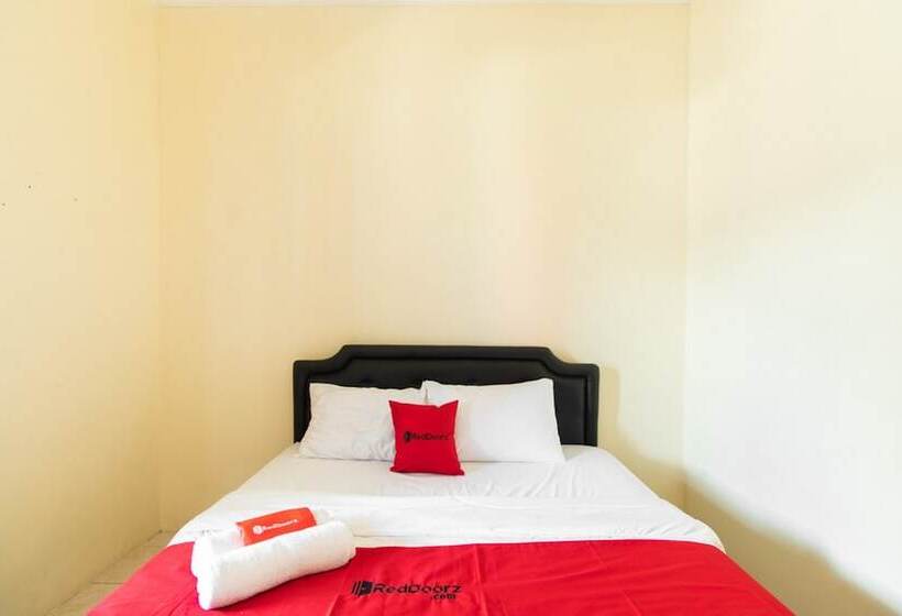 Номер Стандарт, Reddoorz @ Raya Janti Yogyakarta