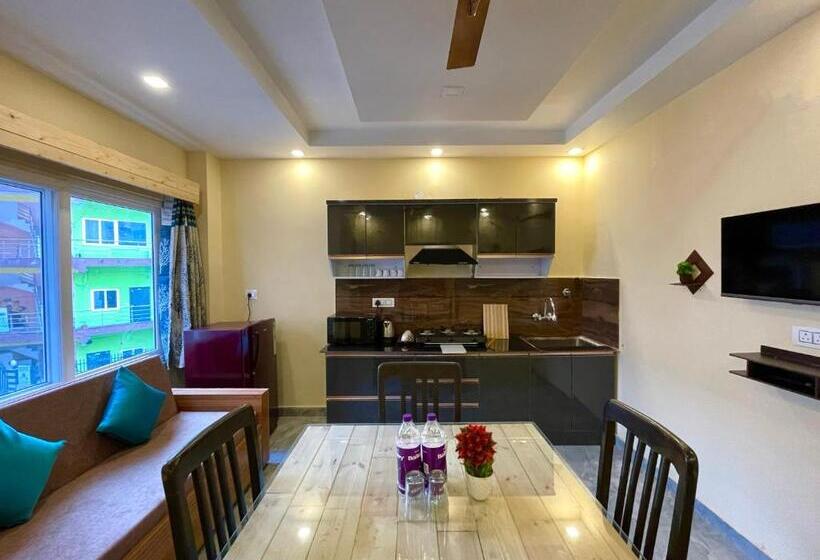 带2个卧室的公寓, Kedar Inn