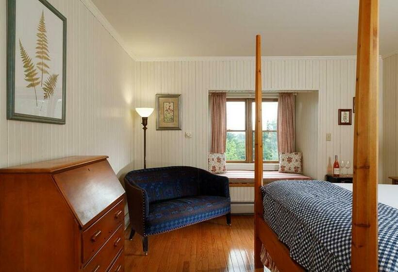 Номер Стандарт, Friends Lake Inn
