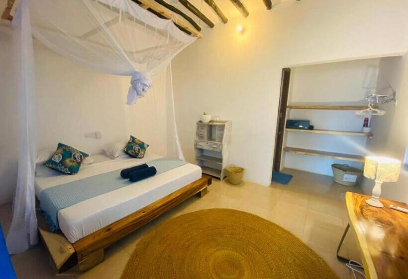 Номер Стандарт с Террасой, Badolina Bungalows