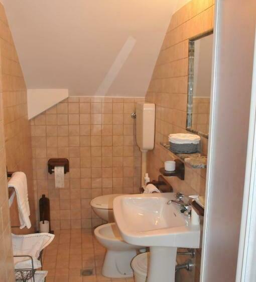 Дом 3 Спальни, Guesthouse Casale Borgo Miriam