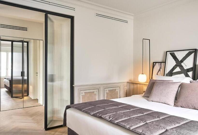 Люкс, Villa Làrio Lake Como