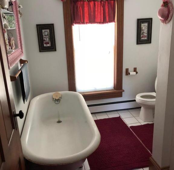 Стандартный Номер Кровать Кинг, Antique Rose Inn Windham
