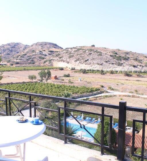 Апартаменты 2 Спальни, Ampelokipi Holiday Apartments