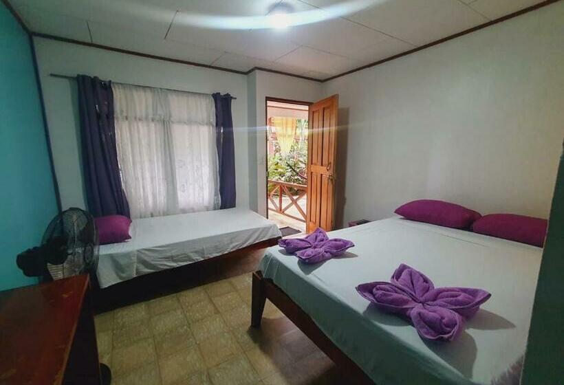 标准三人间, Cabinas Palmer Makanda