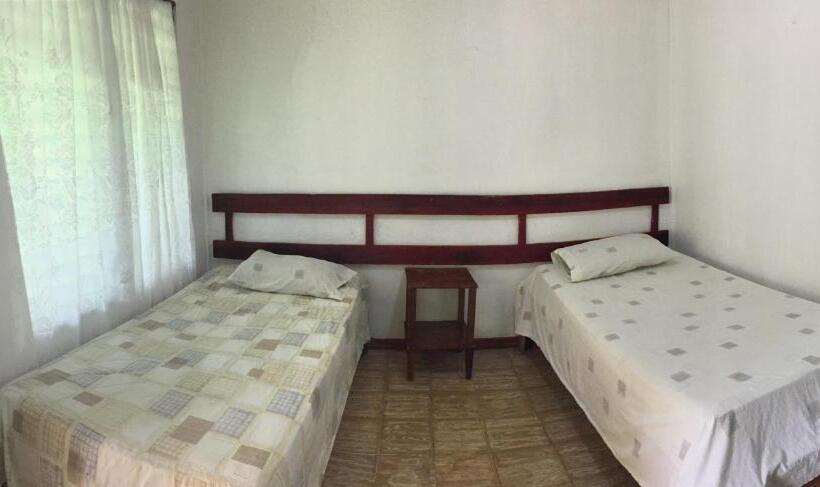 标准间, Cabinas Palmer Makanda