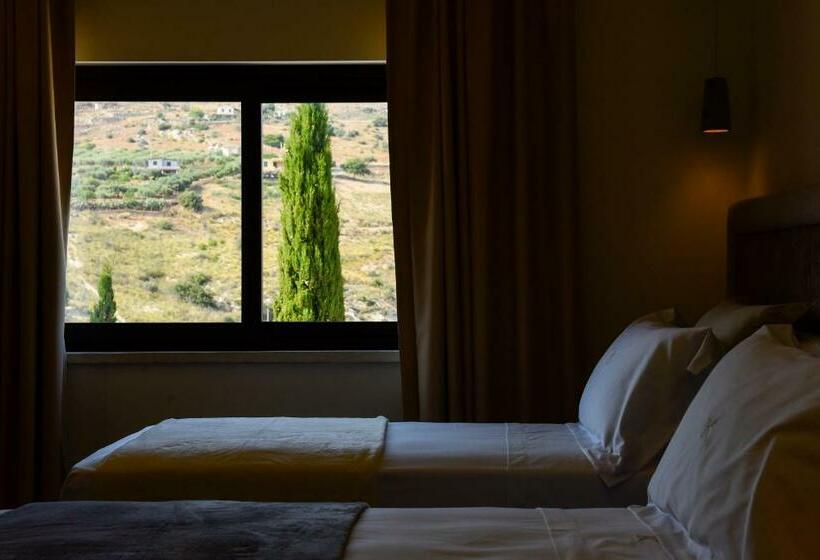 اتاق لوکس, Kete Deluxe Rooms