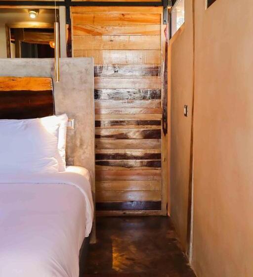 سوئیت با تخت بزرگ, Casa Mate Beachfront Cabañas El Cuyo