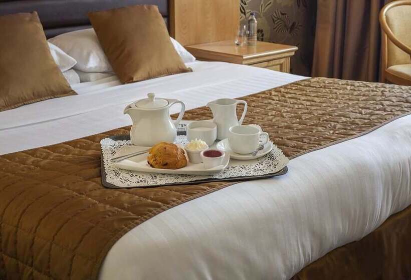 Номер Стандарт Трехместный, Greville Arms Hotel Mullingar