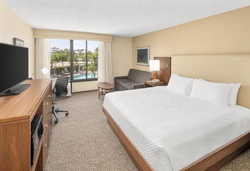 Executive-huone King-vuode, Doubletree By Hilton Fort Myers At Bell Tower Shops