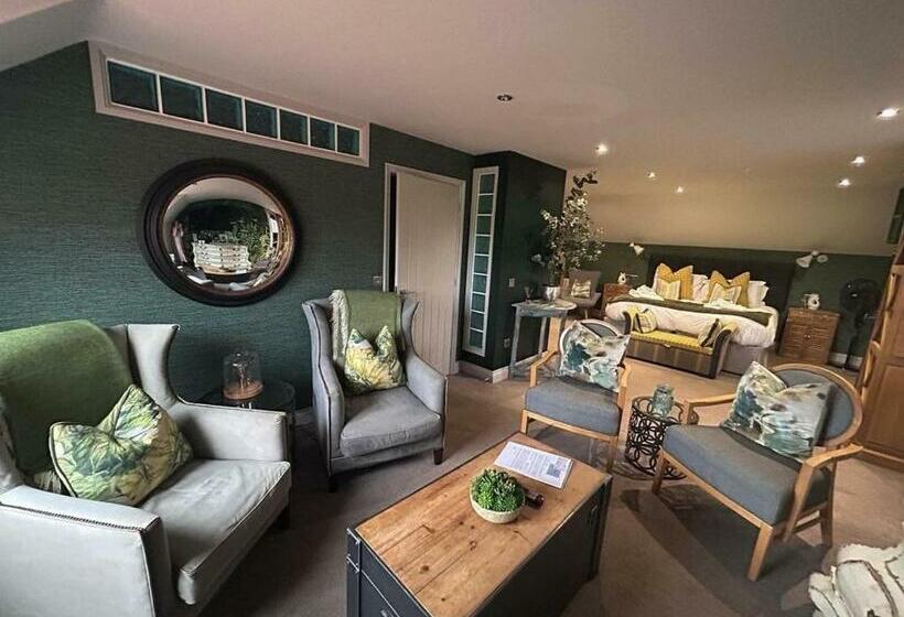 Номер Deluxe, No33 Thornham Boutique Suites