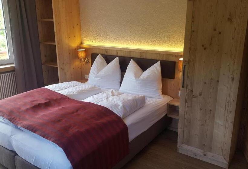 2 Bedroom Suite with Balcony, Romantik Pension Lehrberg