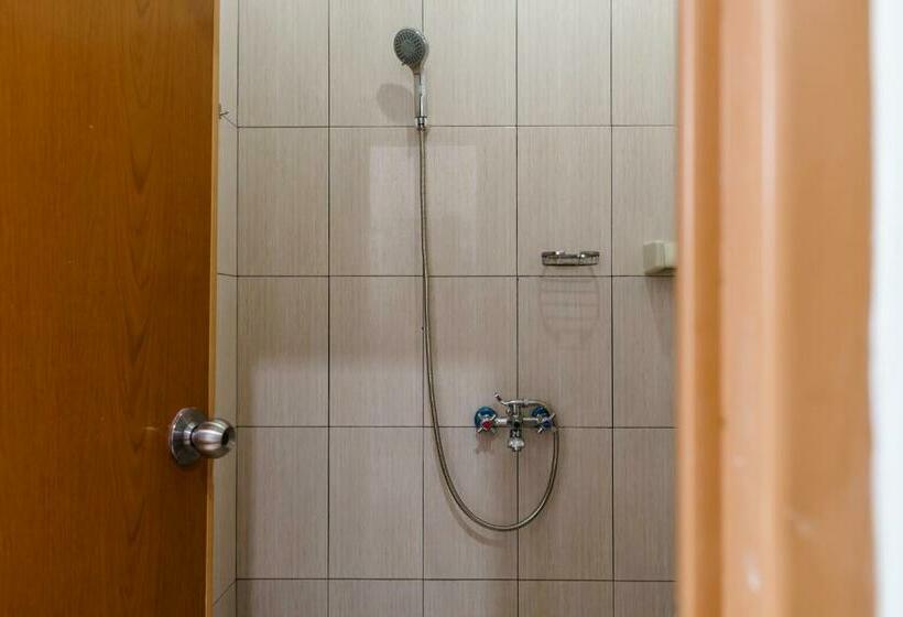 Номер Стандарт, Reddoorz @ Cibogo Puncak Bogor 2