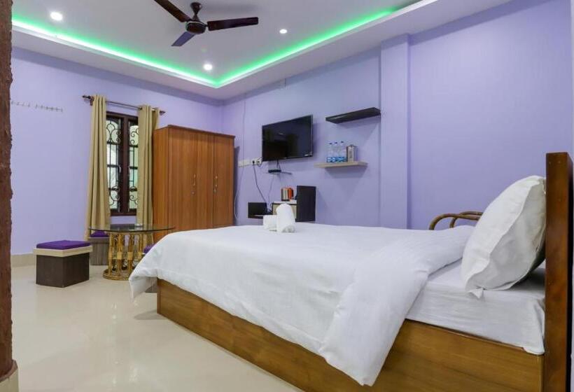 Номер Стандарт с Балконом, Resort Trimurti