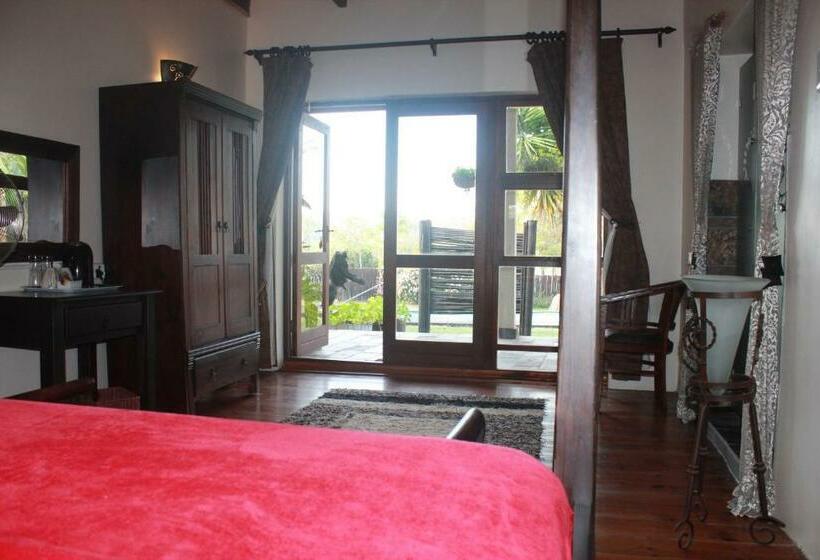 Люкс Кровать Кинг, Cheetah Lodge Guest House