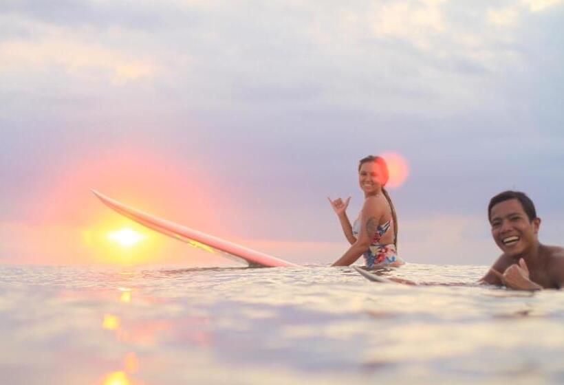 Номер Стандарт Вид на Бассейн, Medewi Secret Surfcamp