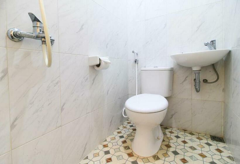 Номер Стандарт, Reddoorz At Hotel Putra Perdana Klaten