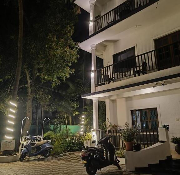 Номер Deluxe с Балконом, Sabinas Goa