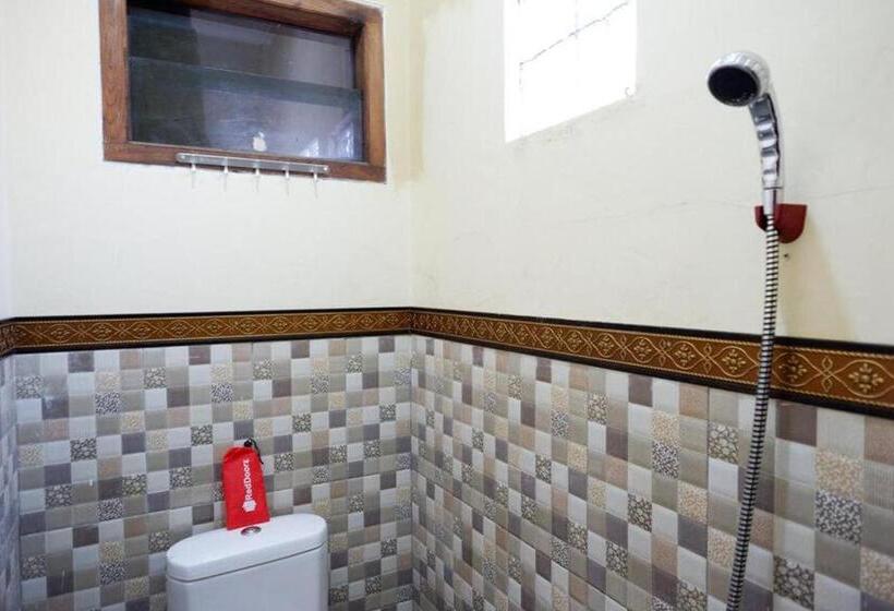 Номер Deluxe, Reddoorz Near Desa Wisata Tambi Dieng