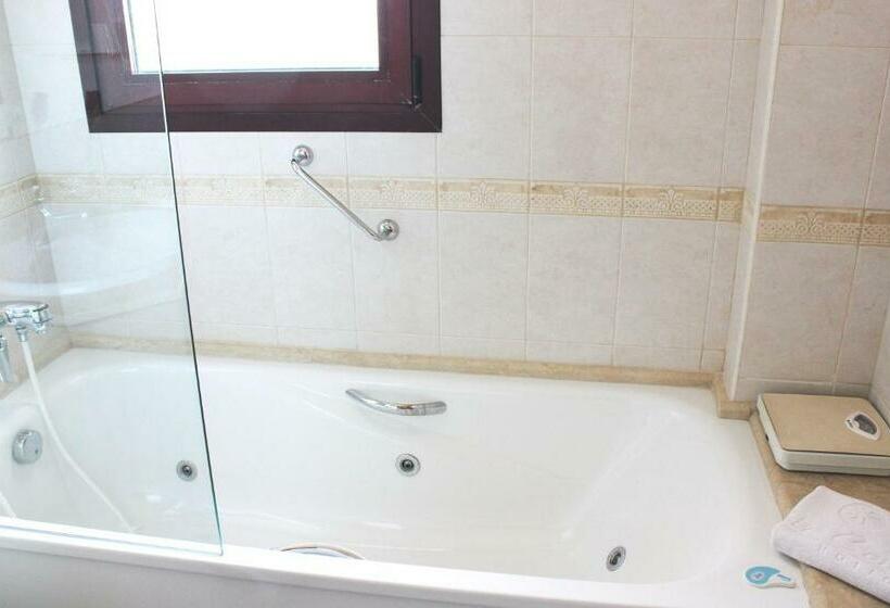 Апартаменты 1 Спальня, Apartamentos Albir Confort   Avenida 1 Dorm