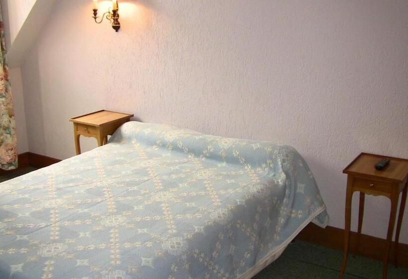 Номер Стандарт, Logis Hôtel Auberge Des Potiers