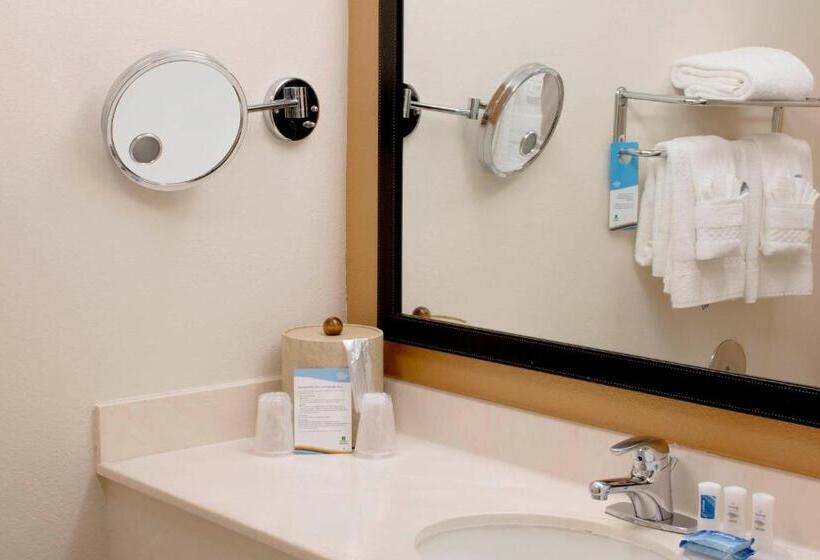 장애인용 디럭스룸, Fairfield Inn & Suites Oakland Hayward