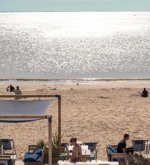 Номер Стандарт Вид на Море с Балконом, Hôtel Le Rivage