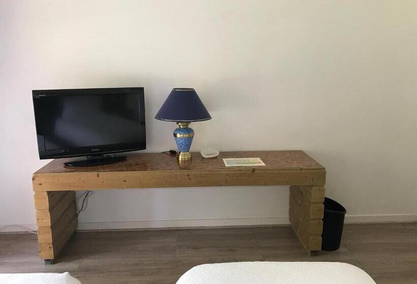 Номер Стандарт с Террасой, Le Vieux Logis De Clam