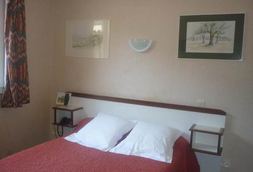Номер Стандарт, Logis Hotel Le Relais Du Serre
