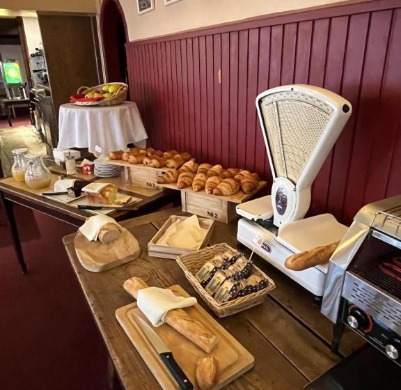 Номер Стандарт Внутренний, Logis Hôtel Restaurant Du Lion D Argent Et Des Tanneries