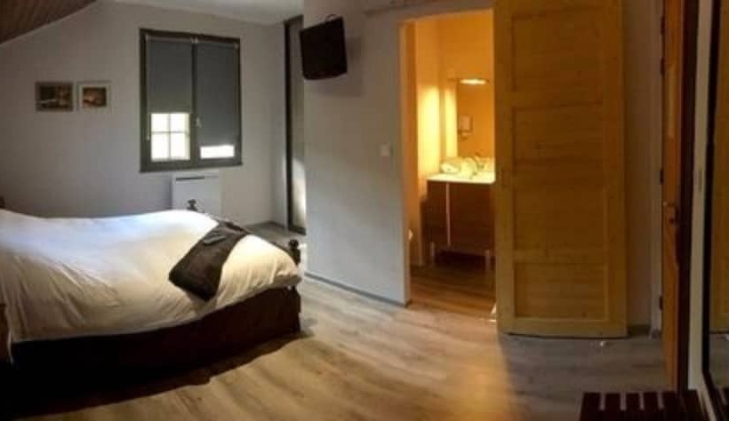 Номер Стандарт, Logis Le Relais De La Voie Sacrée