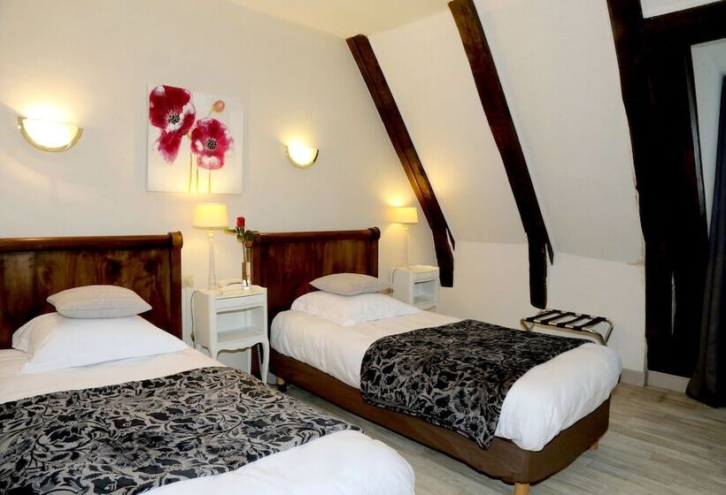 غرفة قياسية ثلاثية, Logis L'ecu De France