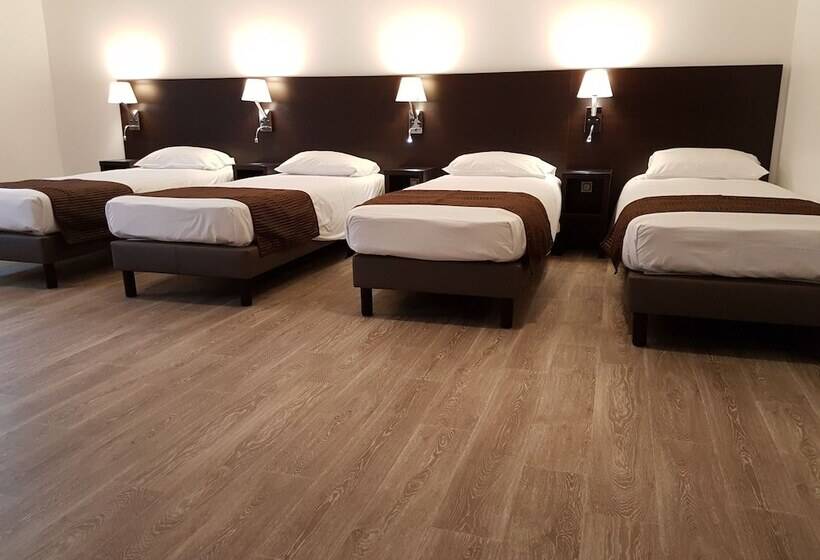 اتاق استاندارد چهار تخته, Nevers
