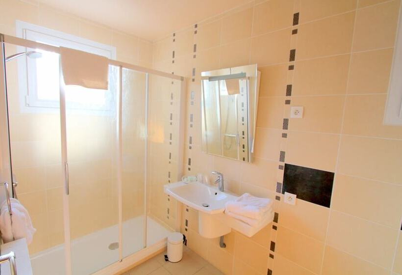 Family Suite, Logis Hotel Restaurant Le Grand Turc