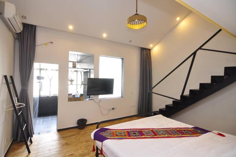 Люкс Дюплекс, Stone Forest Mijia Guest House