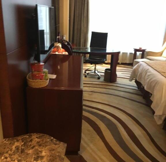 Президентский Люкс, Ramada Yangzhou Baoying