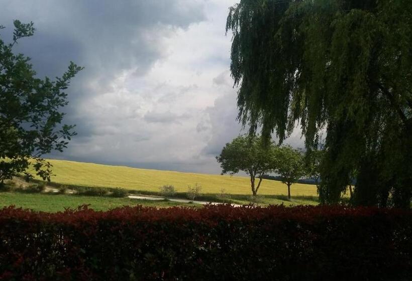 ２ベッドルームアパートメント, Valle Del Poggio