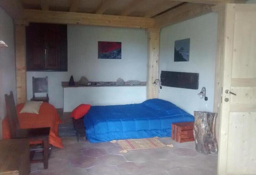 Четырехместный Номер Стандарт, Agriturismo La Caraffara Sull  Etna