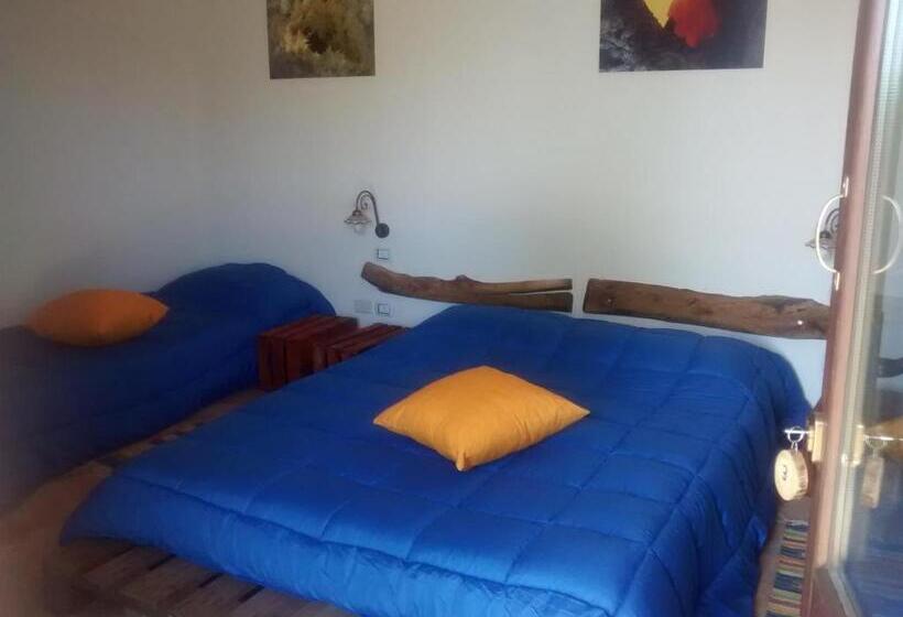 Номер Стандарт Трехместный, Agriturismo La Caraffara Sull  Etna