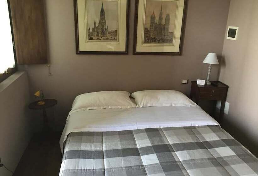 Deluxe room with river view, La Finestra Sul Po  Agriturismo