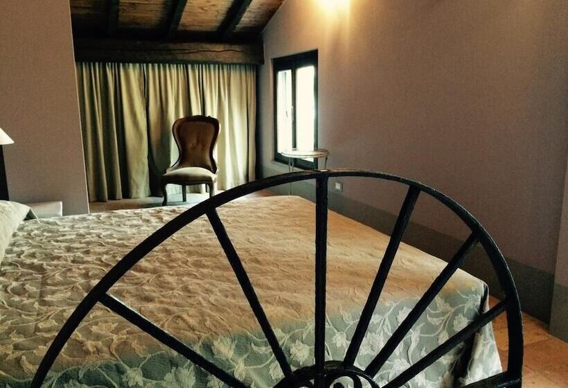 Номер Deluxe с Балконом, La Finestra Sul Po  Agriturismo