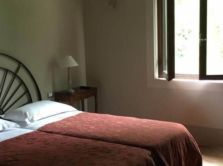 Номер Стандарт Адаптированный для Инвалидов, La Finestra Sul Po  Agriturismo