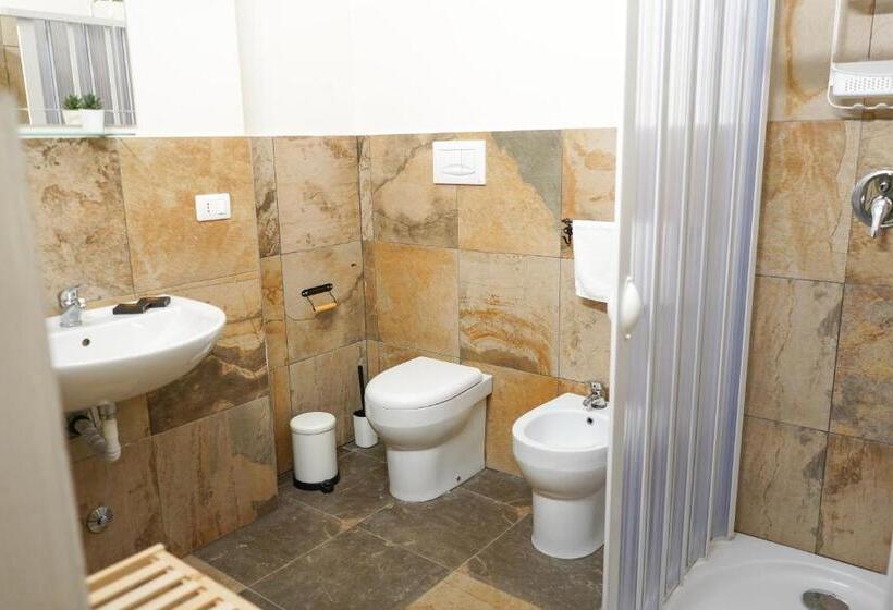 Номер Стандарт, B&b Aciazza