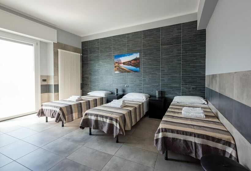 标准三人间, La Montrucca Camere