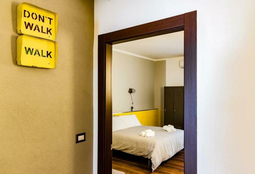 اتاق استاندارد سه نفره, Travel Station Bedandbreakfast