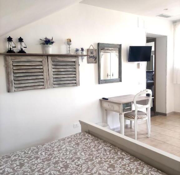 Номер Стандарт с Балконом, Grotta Dei Puntali B&b